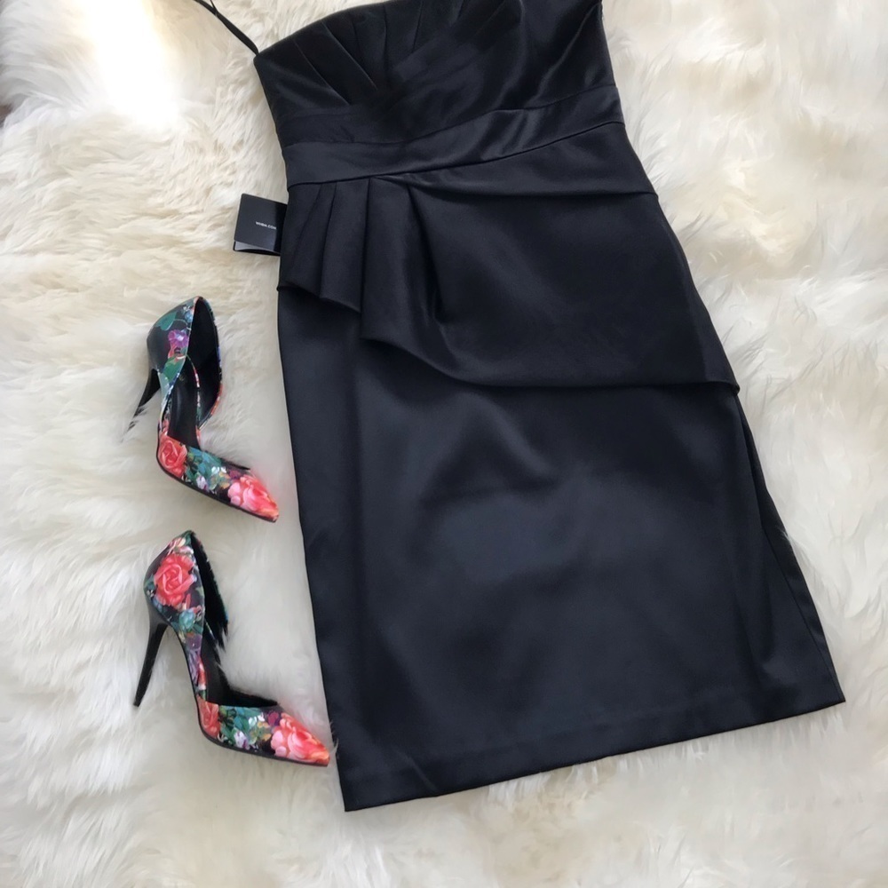White House Black Market Black Sheath  Dre… - Picture 5 of 7